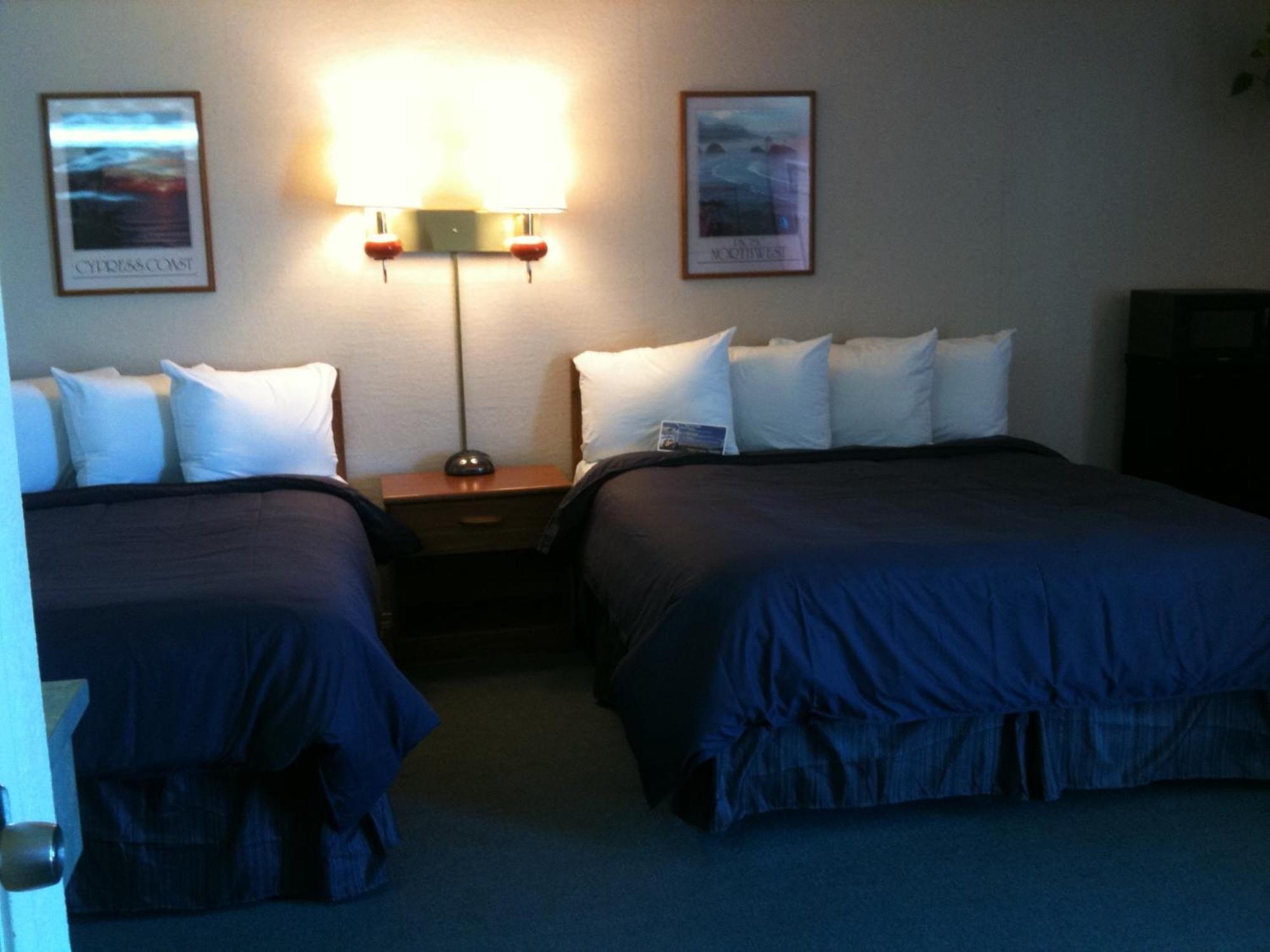 Redwood Inn เครสเซนต์ซิตี ห้อง รูปภาพ